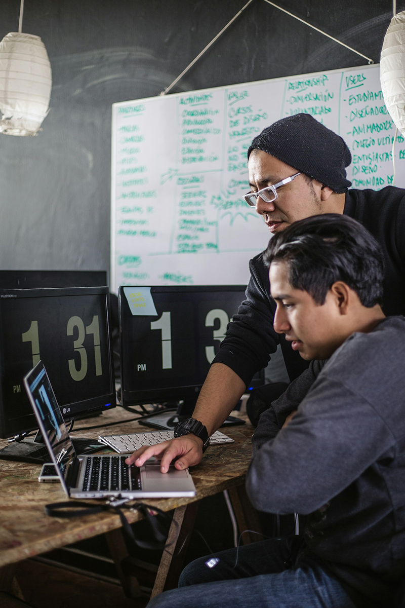 CyberRISE team at work